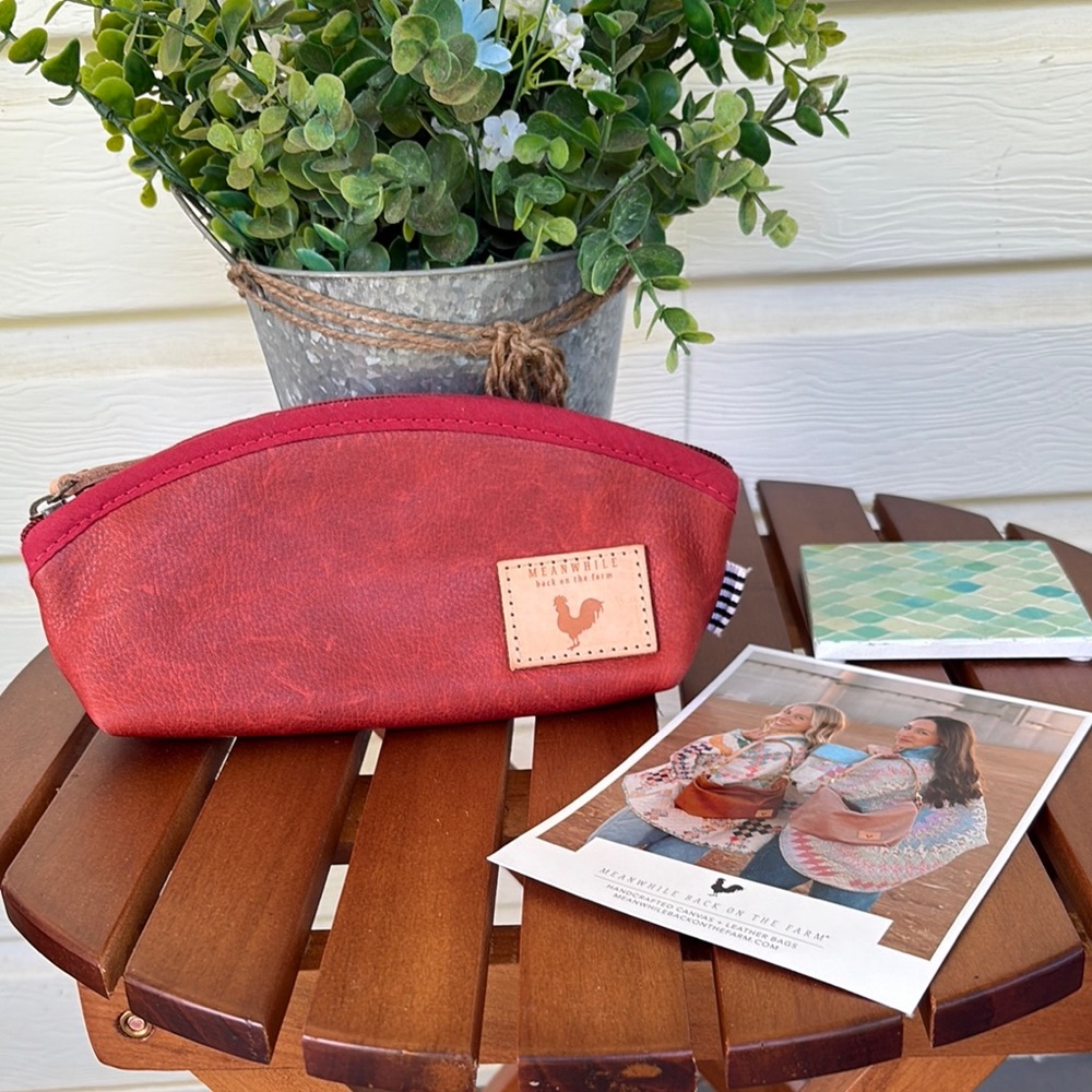 Meanwhile Back On The farm Ruby cosmetic bag/pouch